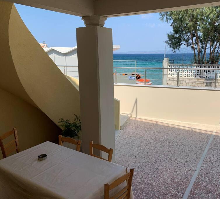 Blue Flag Award Winning Ormos Lo Beach: Home 1 Vrontádos Dış mekan fotoğraf